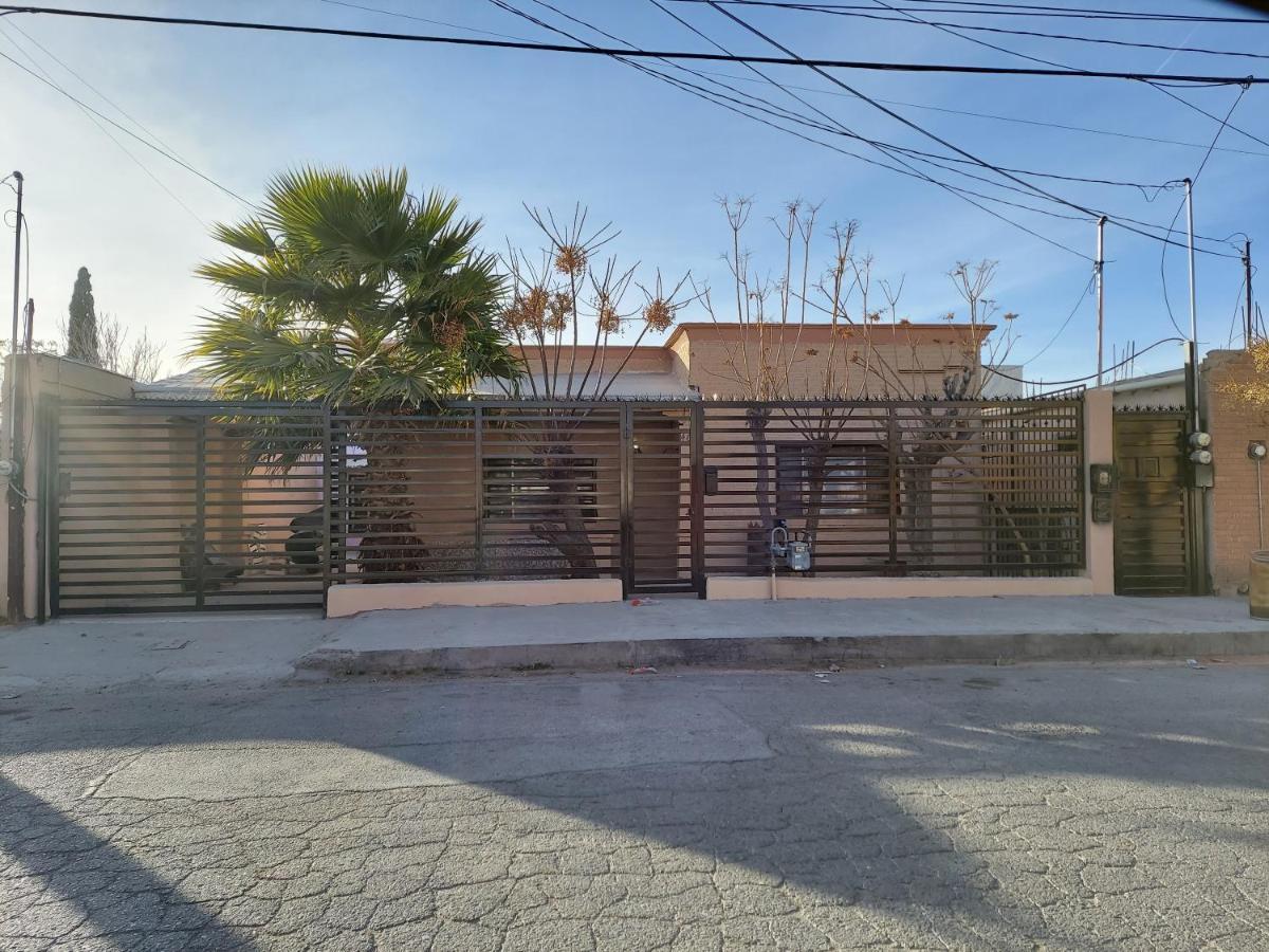 Вилла Casa En La Zona Centro De La Ciudad Сьюдад-Хуарес Экстерьер фото